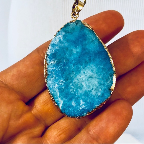 🔥NEW!!🔥 Genuine HUGE Druzy Stone Pendent - Picture 4 of 6